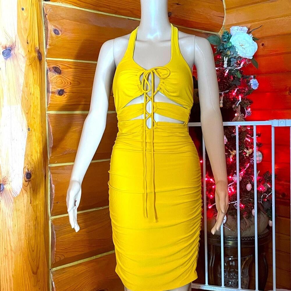 Derek Heart‎ Yellow Backless Ruched Bodycon Dress